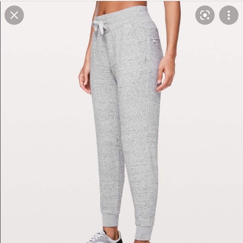ISO!! Lululemon Warm Down/Bubble Dot jogger